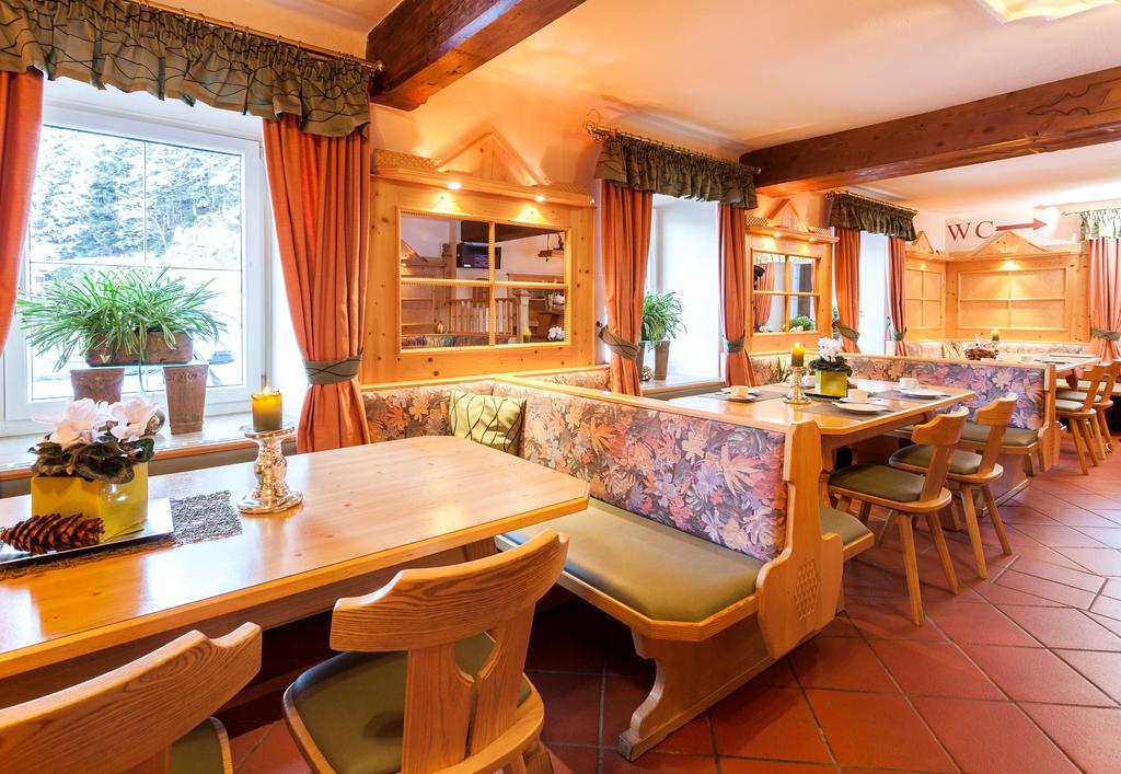 Gasthof Krisplwirt Hotel ภายนอก รูปภาพ